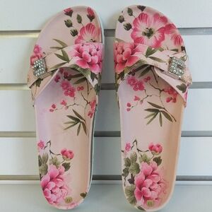 Beverly Feldman Sandals